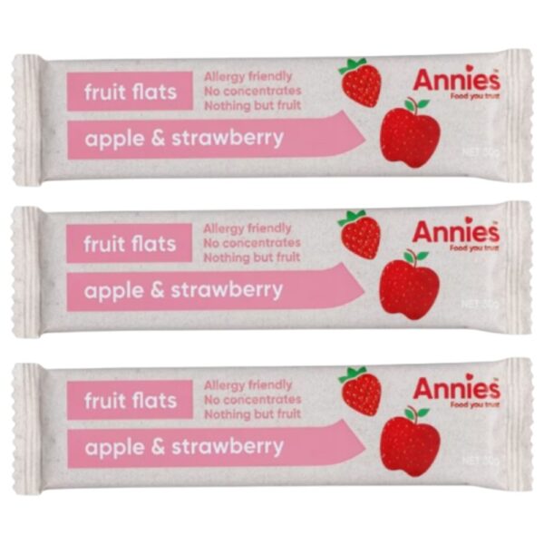 Three individually wrapped Annie's apple and strawberry fruit flats in a 30g pack.